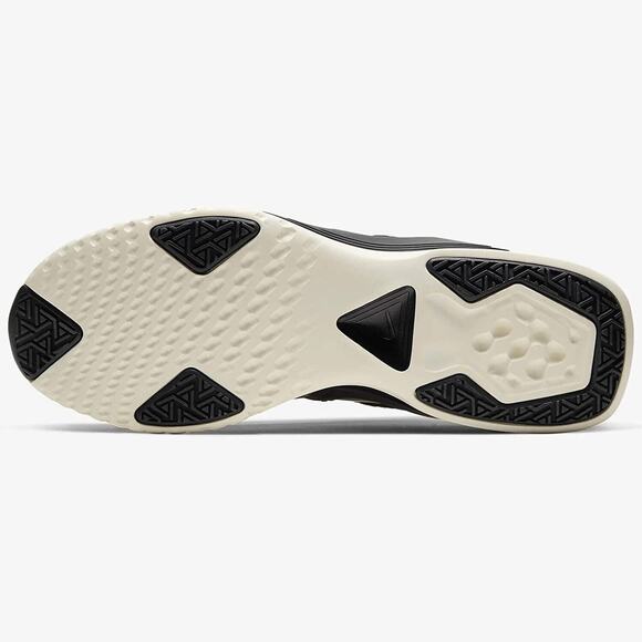 Athletic_Shoes